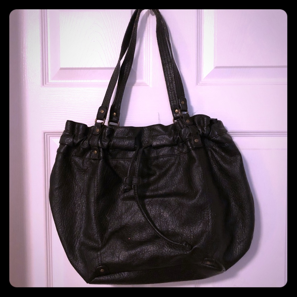 Black tote bag